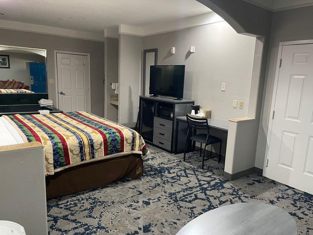 Scottish Inn And Suites Alvin Dış mekan fotoğraf