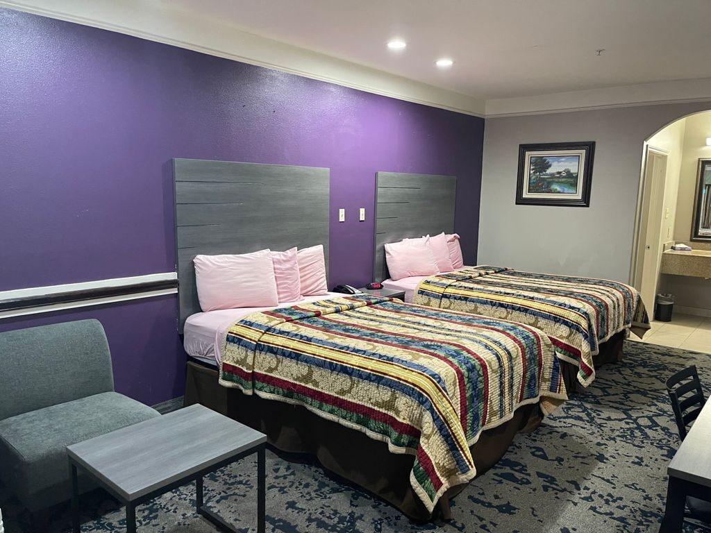 Scottish Inn And Suites Alvin Dış mekan fotoğraf