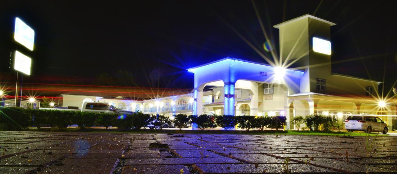 Scottish Inn And Suites Alvin Dış mekan fotoğraf